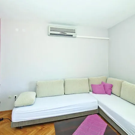 Hazi 1 Apartament