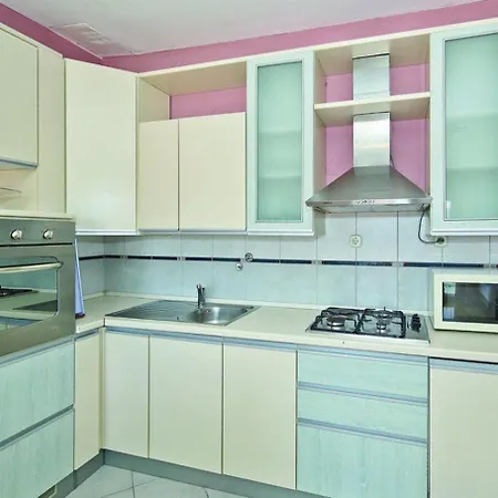 Hazi 1 Apartament