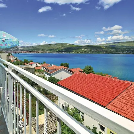 Apartament Hazi 1